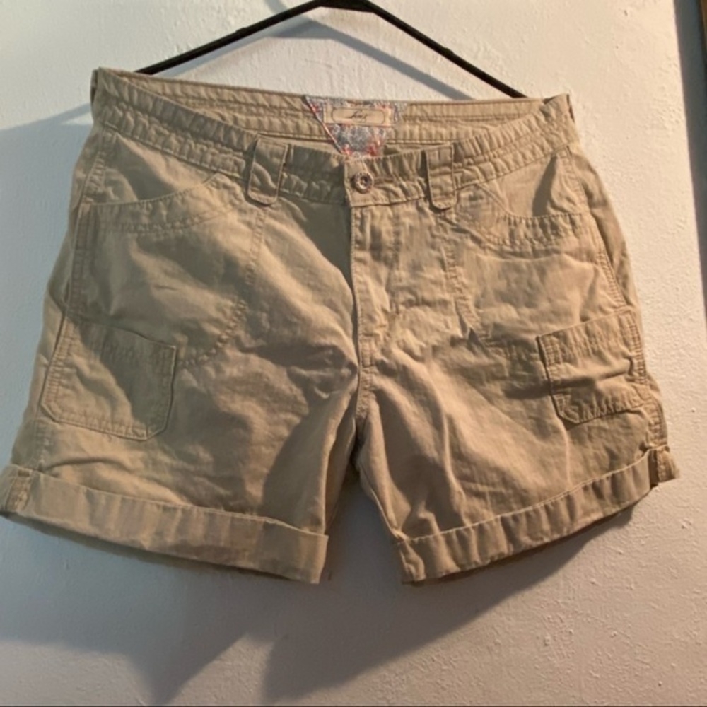 Levi's‎ Tan Cargo Shorts Cotton Blend Mid-Thigh Womens Size 12